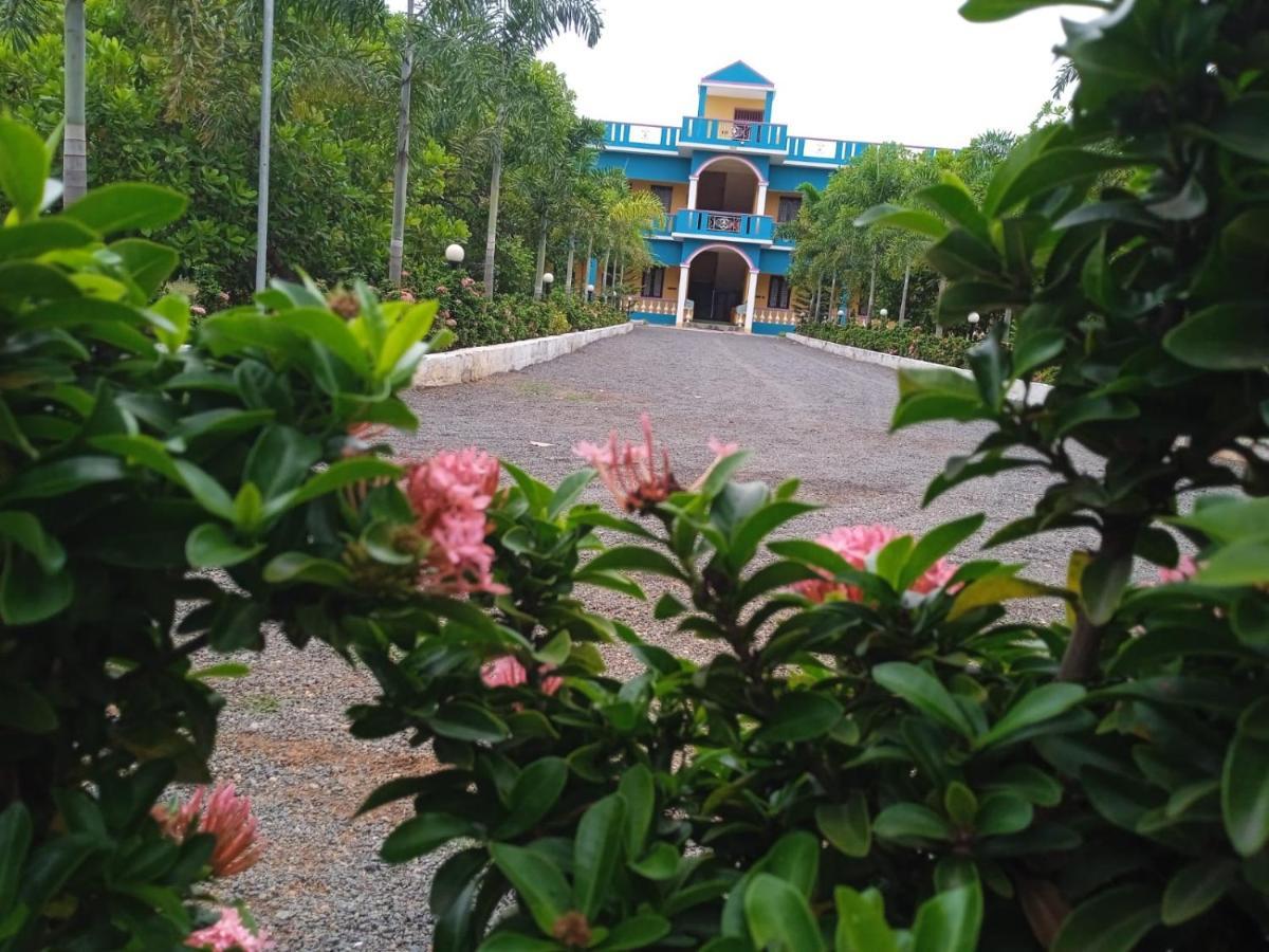 Paradise Forest Resort Pondicherry Esterno foto